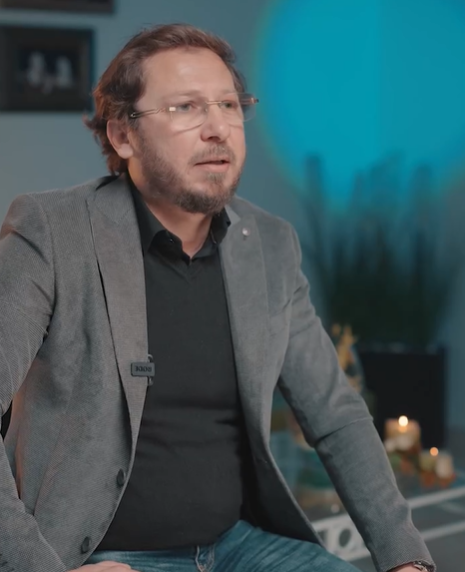 Dr Zied Ayedi — portrait